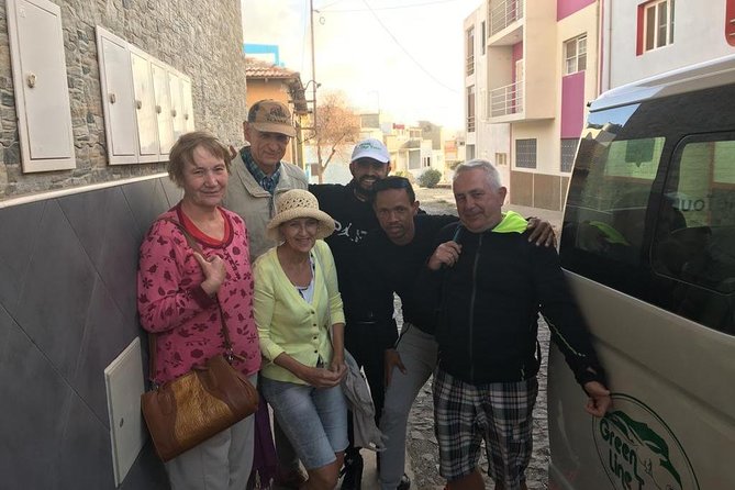 Airport Transfer Cesária Évora Int (VXE) to Mindelo or Vise Versa - The ride into Mindelo and getting to your hotel