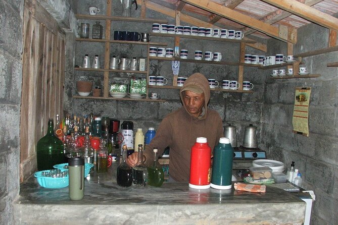 Beaches, Villages and Monte Verde, São Vicente Excludes City - Calhau lunch in the farming valley: animals, wells, and old windmills