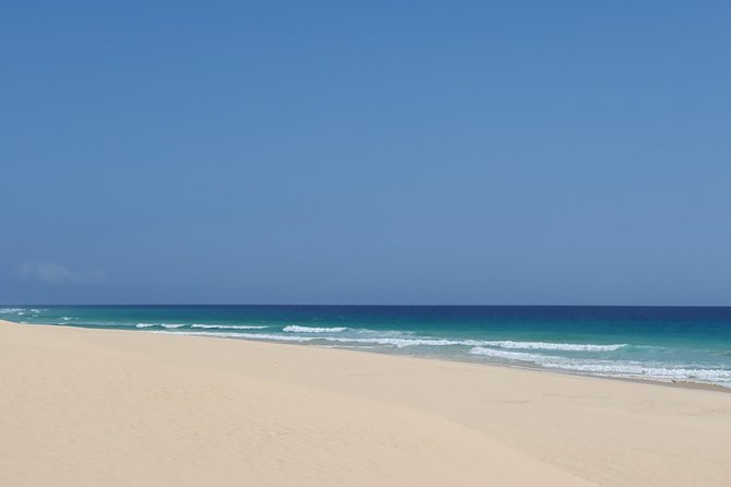 Big Boa Vista Exclusive Tour - Praia de Varandinha cliffs and limestone caves: your photo stop with real drama
