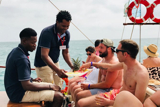 Boa Vista Adults-Only Cruise - A 3-hour adults-only sail that’s really about comfort