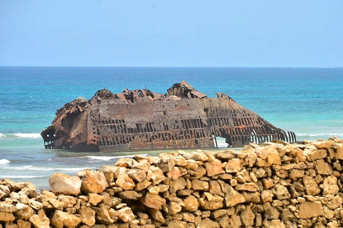 Boa Vista Tour: Santa Mónica, Desert & Shipwreck - Santa Mónica Beach: the swim-and-relax core of the tour