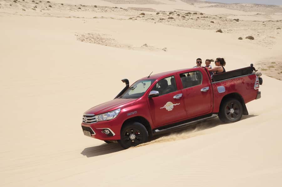 Boavista: 4x4 Island Tour, Santa Monica, Dune, Caves & Lunch - Guides and drivers: what good instruction changes