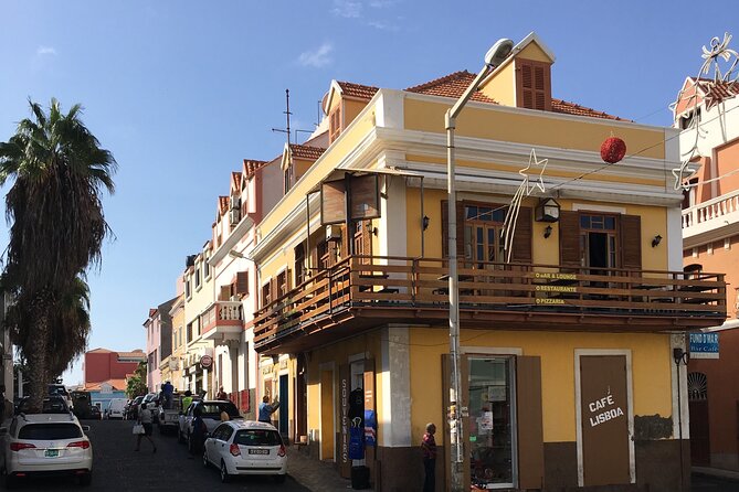 City Walking Tour, Mindelo, Highlights - Practical tips to make your 9:00 am start easier