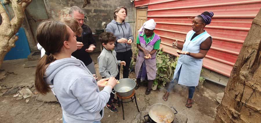 Day with locals people - Sugar cane juice tasting, crushed by hand