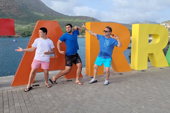 Discover Santiago island in 1 day - Key highlights worth getting excited about