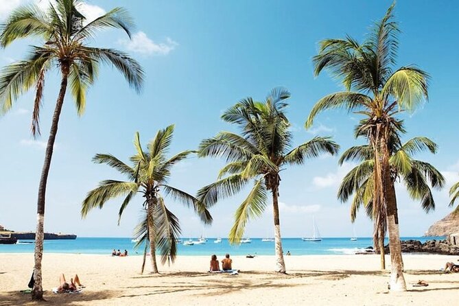 Discover Santiago island in 1 day - Praia start: seeing daily life, not just monuments