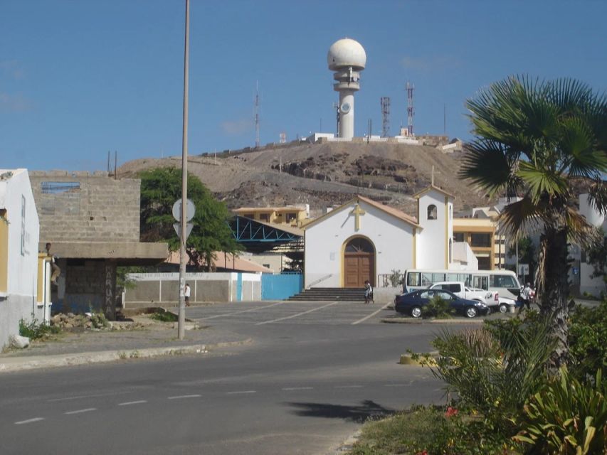 Espargos: Guided Sal Island City Tour - Traditional Crafts and Souvenirs Without Guesswork