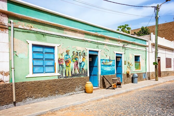 Full Day Adults Only Tour of Sal with Lobster Lunch and Salt Lake - Quick highlights to expect