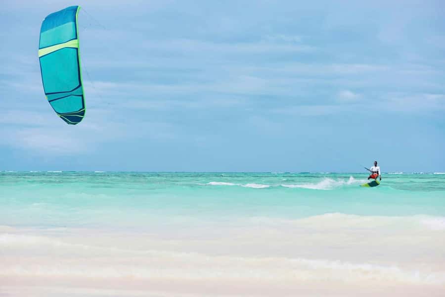 Full Day Postcards of Sal Tour with Kite Beach and Lunch - Espargos: Street Art and the Island Capital Moment