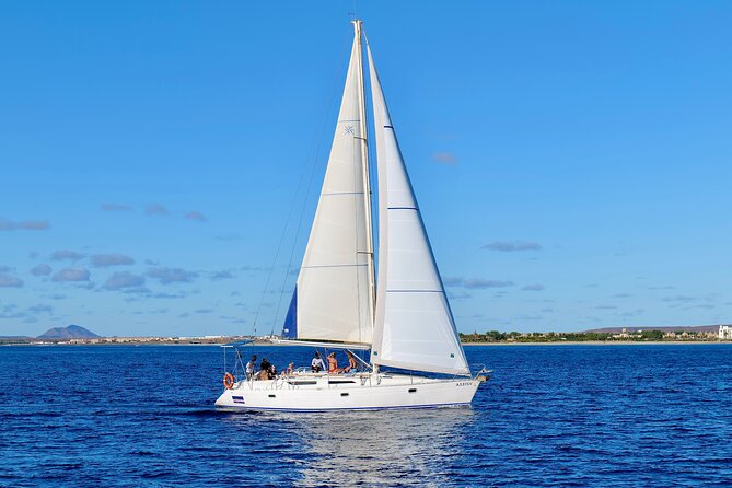 Full day Sailing yacht - Beautiful day on the Atlantic Ocean - Sailing Near Santa Maria, Without the Boat-Rental Hassle