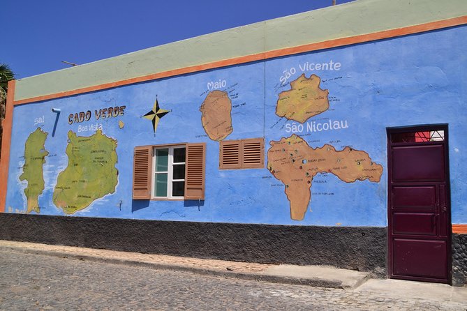 Half-Day Sal Island Tour with Shark Experience from Santa Maria - Palmeira port town: fishing colors and classic Cape Verde houses
