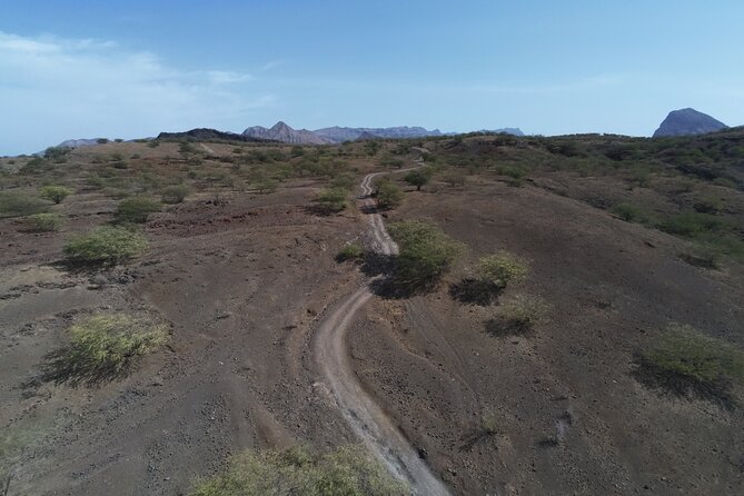 Hiking Águas Belas Cave - The Hike Portion: Sea Breeze, Waves, and Changing Colors Along the Route