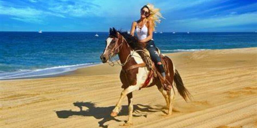Horseback riding in Boavista for beginners - What the Ride Looks Like: Beach Walk vs Desert Dunes