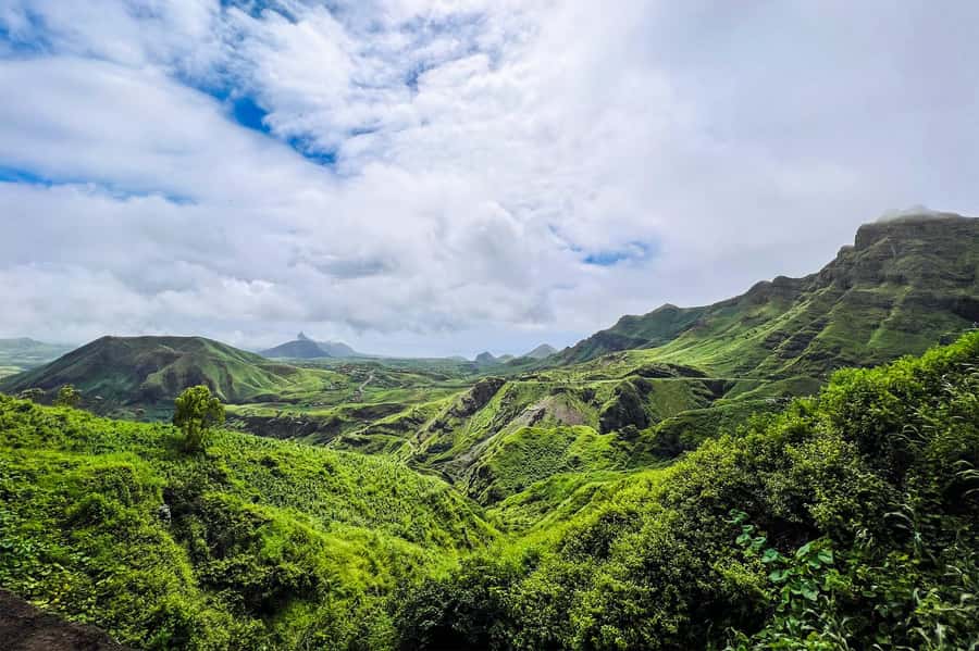 Island tour with German-speaking guide for cruise guests - Key highlights that make this tour worth your time