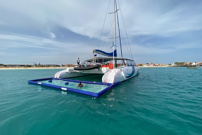Lounge Catamaran SODADE Half-Day - Seasickness, boat stability, and how to handle wind on Sal