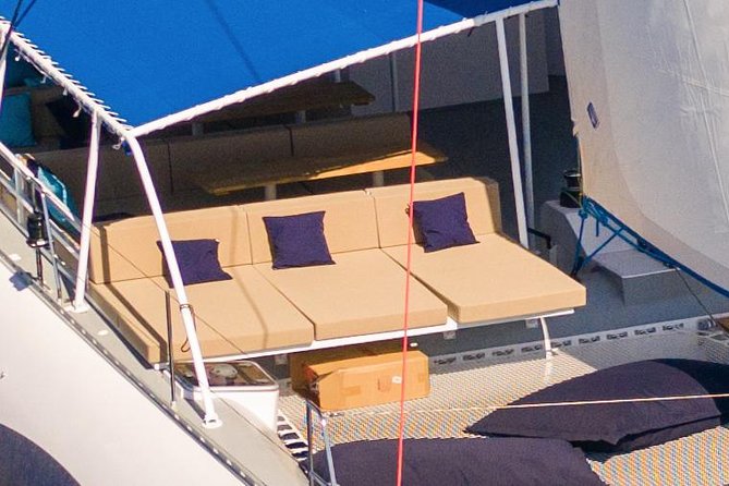 Lounge Catamaran SODADE Half-Day - Port of Palmeira: quick color and a real working harbor vibe