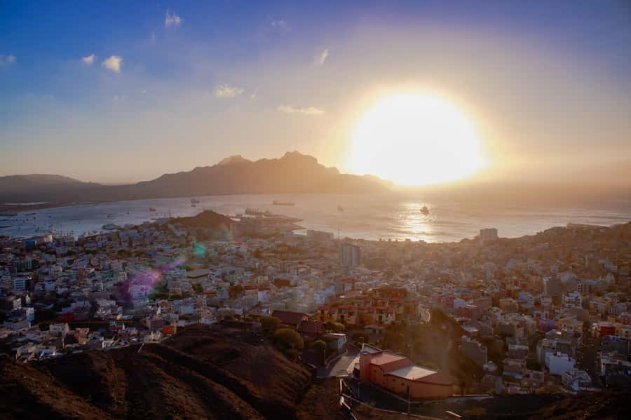 Mindelo: City Tour with Hotel Pickup and Drop-Off - From Your Door to Praça Estrela: First Stops and Easy Pacing