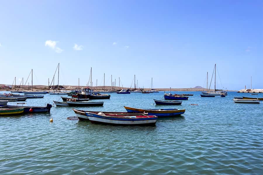 Murdeira: Sal Island Nature Reserve and Fishing Village Tour - Pedra de Lume salt pans: thermal water floating and a slow finish