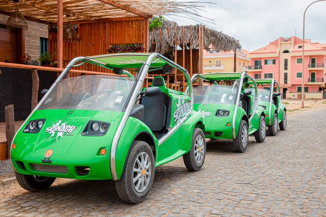 Private Guided Tour of Sal Island | Electric Car with Audio Guide - What it is like in practice, from roads to audio humor