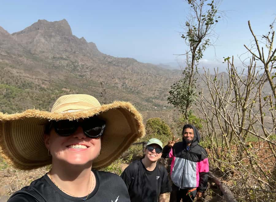 Private Hike through mountains and distant rural villages - From Praia to the interior: how the day starts