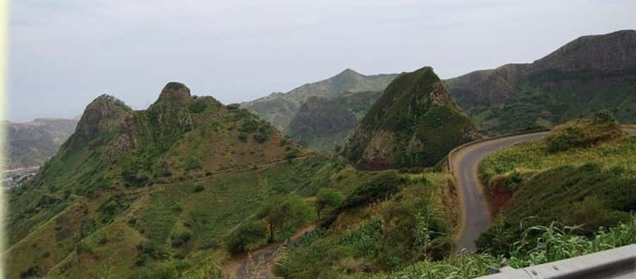 Private Hike through mountains and distant rural villages - Pico Antonio in your sightline: a view that acts like a compass