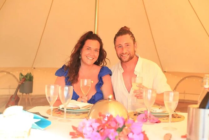 Romantic Sunset & Glamping Experience - Big moments: proposals and birthday surprises (Marta is a name to remember)