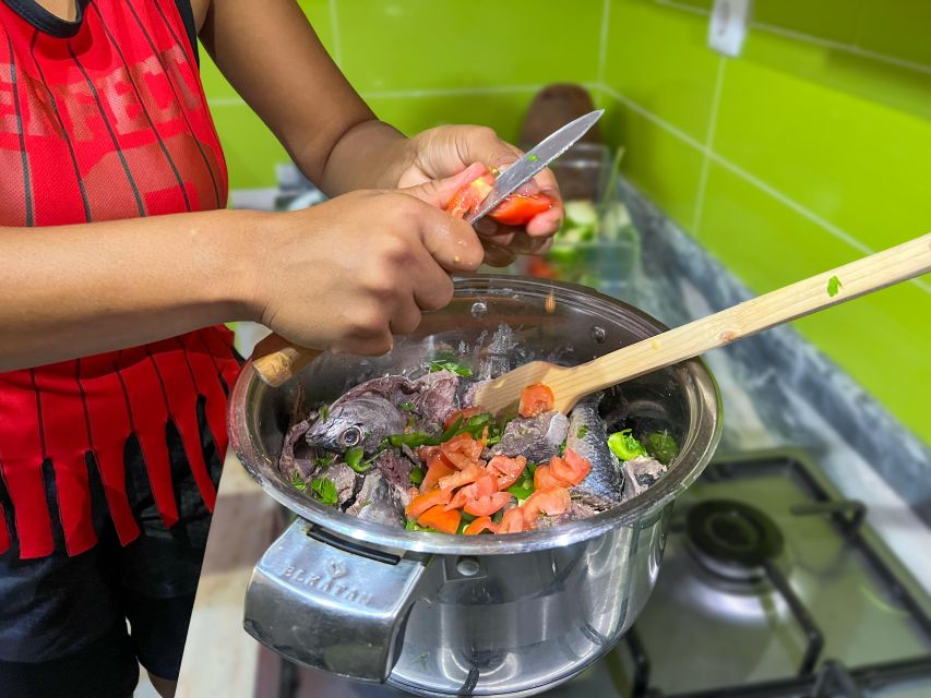 Sal Island: Catxupa Cooking Class with a local family - The meal part: why eating with the family is the point