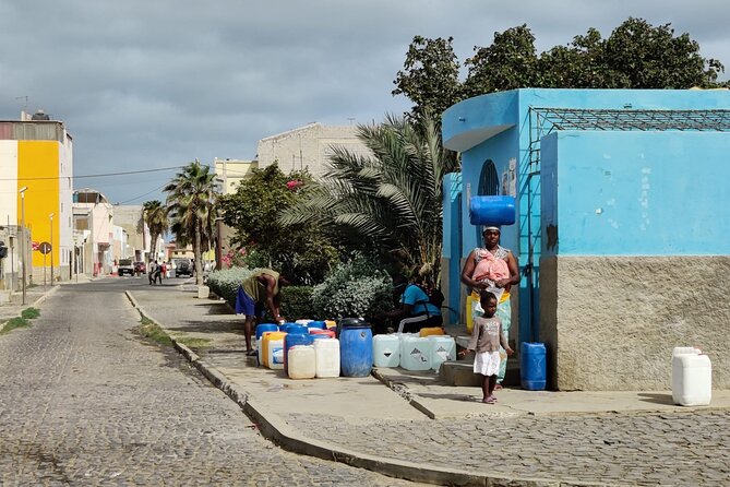 Sal island: Private Santa Maria City Tour, Street Art and Tapas - Finding the right bars and restaurants, with a local’s logic
