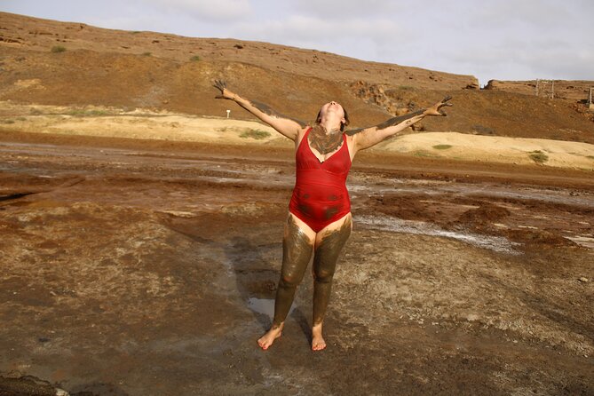 Sal Island, Salinas, Buracona and lemon shark - Salinas Relax: Salt-Flats Floating and Therapeutic Mud (Plus Eye Caution)