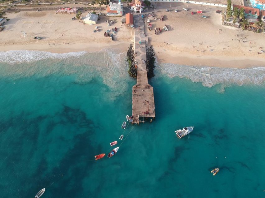 Sal island: Santa Maria city tour, street art and tapas - City monuments and a manageable walking circuit