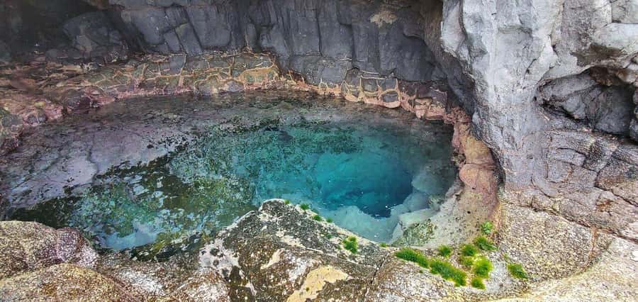 Sal Island tour: Blue Eye, Salt Lake, Sharks w/ Local Guide - Buracona and the Blue Eye: volcanic rock that turns into a natural lagoon