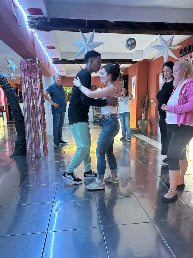 Sal: Kizomba Group Class - Santa Maria, Cape Verde - Language Support: English, Portuguese, French