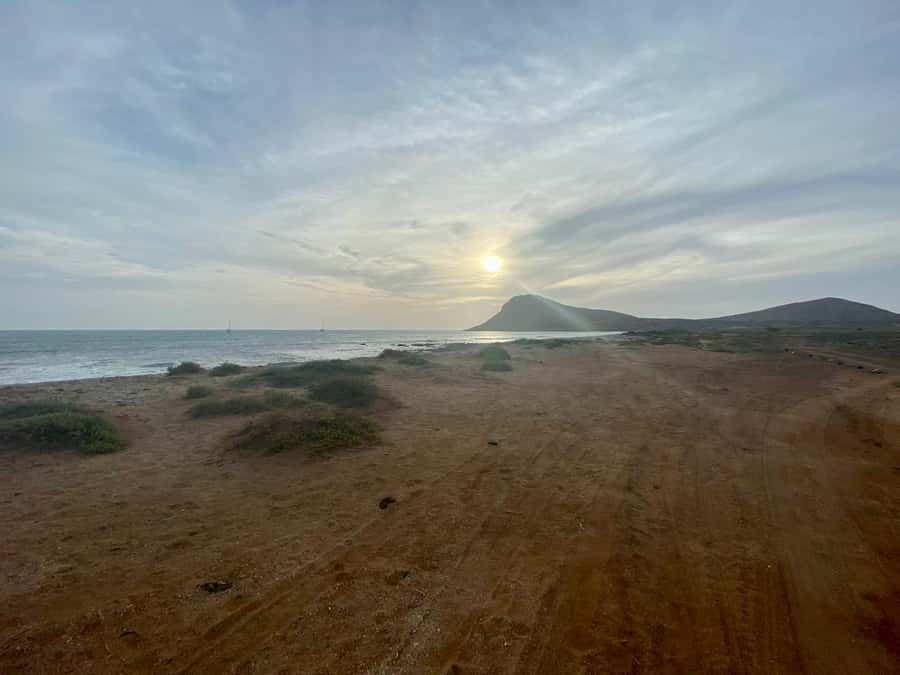 Santa Maria: Guided Coastal Hike & Monte Leão Sunset - Languages and the guide role, including Antonio Dias