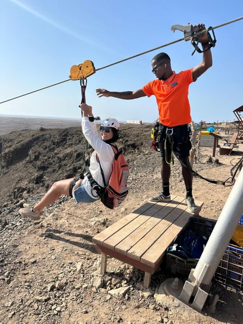 Santa Maria: Serra Negra Zipline Experience - Drinks, music, and the after-ride atmosphere up top