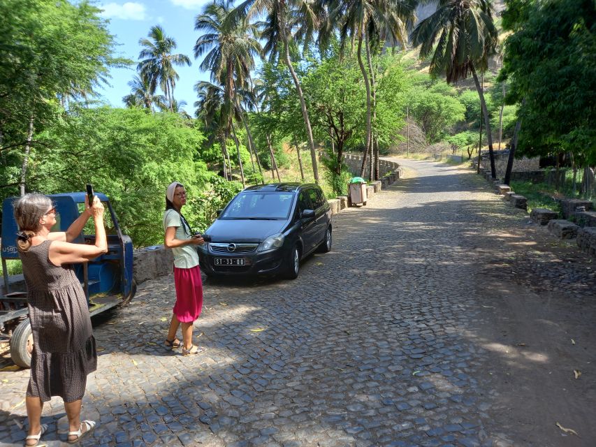 Santiago Island: Full-Day Sightseeing Experience - Key Highlights You’ll Care About