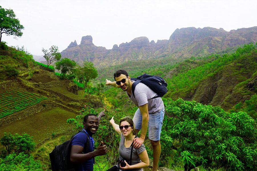Santiago: Longueira, Pico de Antónia & Monte Tchota Trek - Picnic pacing and seasonal touches in the strawberry fields
