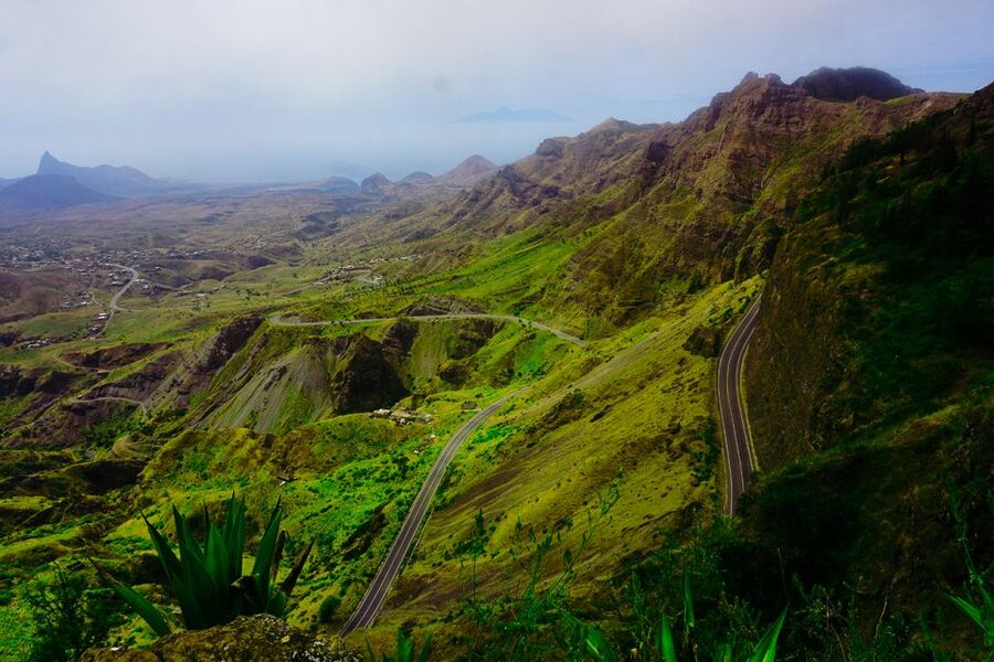 Santiago: Trek from Serra Malagueta to Rabelados Community - The views after the forest: 360-degree ridgeline moments
