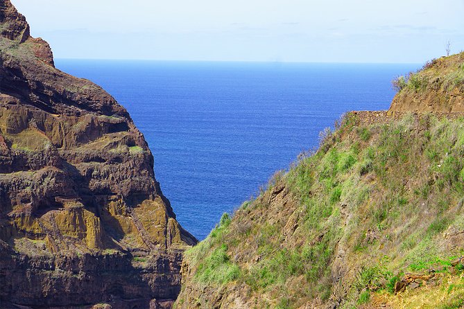 Santo Antão: Hike Ponta do Sol - Fontainhas - Cruzinha - Praia das Aranhas: Black Sand, Turtle Nesting, and a Beach Break