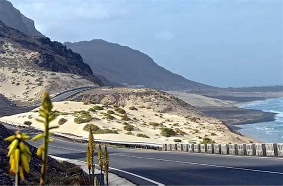 São Vicente: Highligts tour for cruise ship travelers - Mindelo to Mont Verde in one smooth 6-hour loop