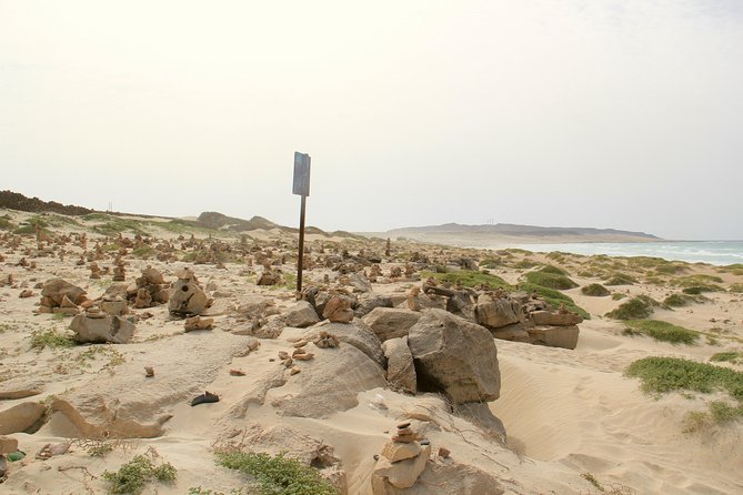 Shipwreck Cabo Santa Maria - Rabil pottery and handmade souvenirs from Boa Vista