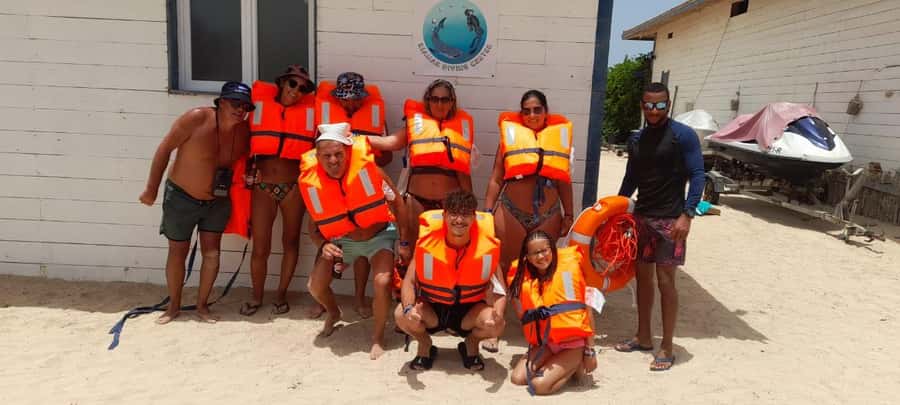Short Snorkeling Trip - The Zans wreck option: snorkelers who like a bit of drama